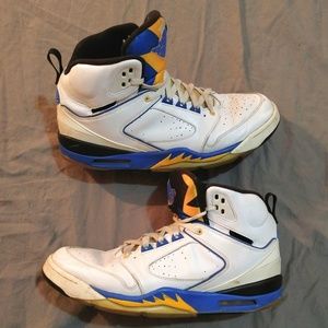 MENS 12 AIR JORDAN 60 + HIGH TOP HESHER